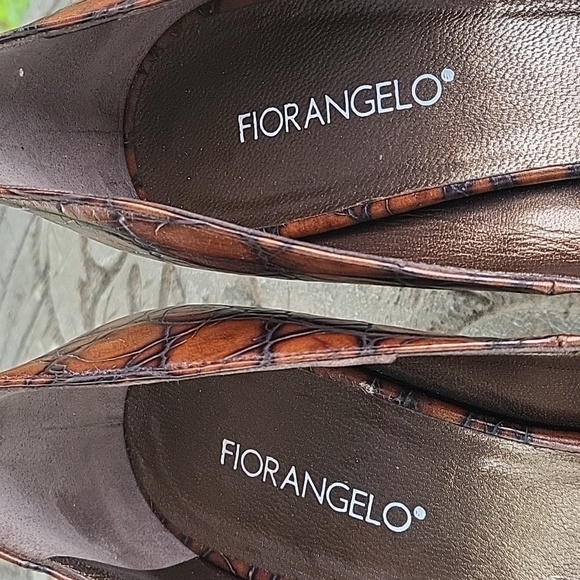 Gorgeous FIORANGELO Italian Leather Faux Croc Skin Peep Toe Heels size 38 US 7.5 - Picture 5 of 10